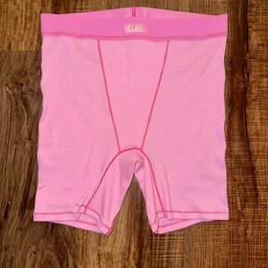 Skims Cotton Rib Boxer - Bubblegum